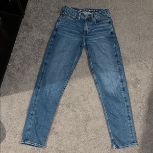 American Eagle 90s straight jeans